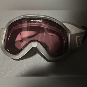 Gordini Crest Adult Ski & Snowboard Goggles
